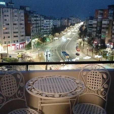 Hellen'S Ultracentral Apartament Бузэу Экстерьер фото