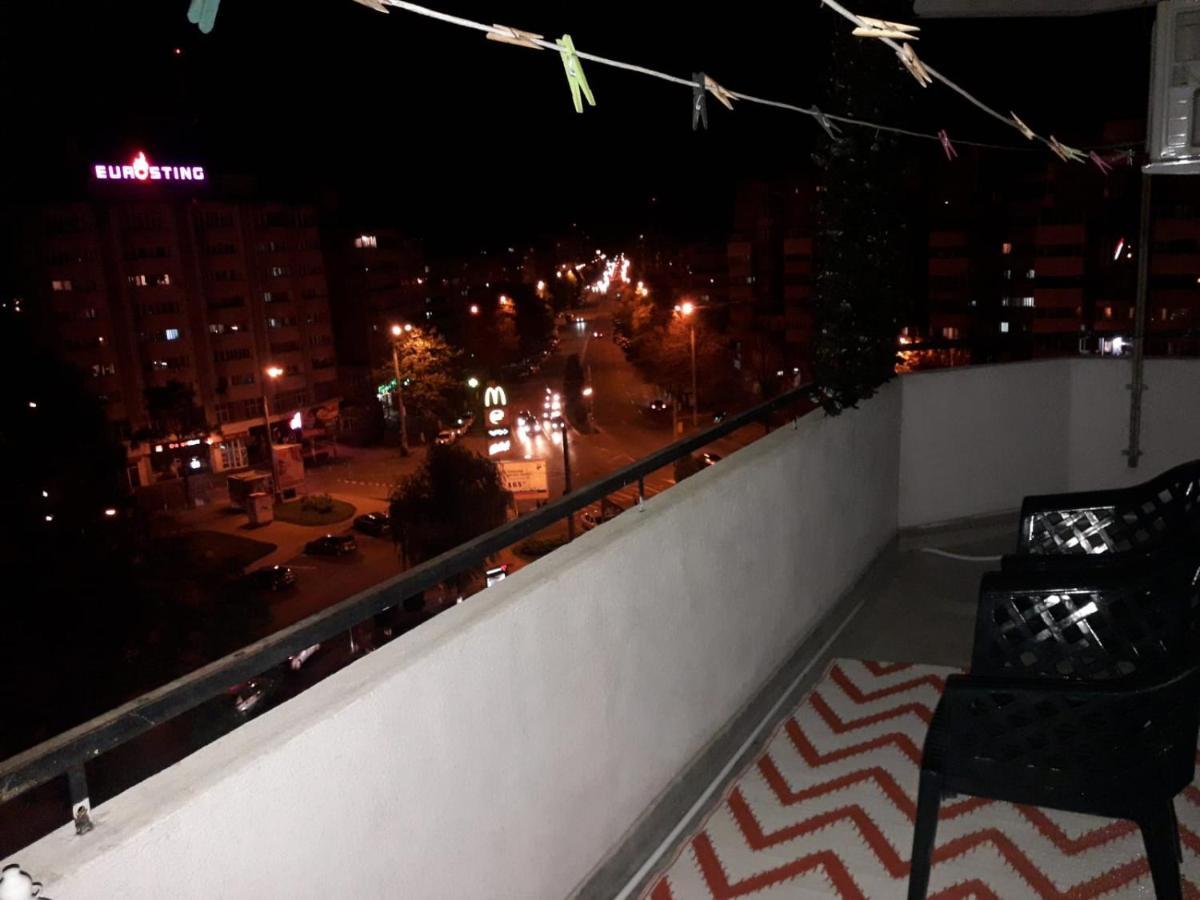Hellen'S Ultracentral Apartament Бузэу Экстерьер фото
